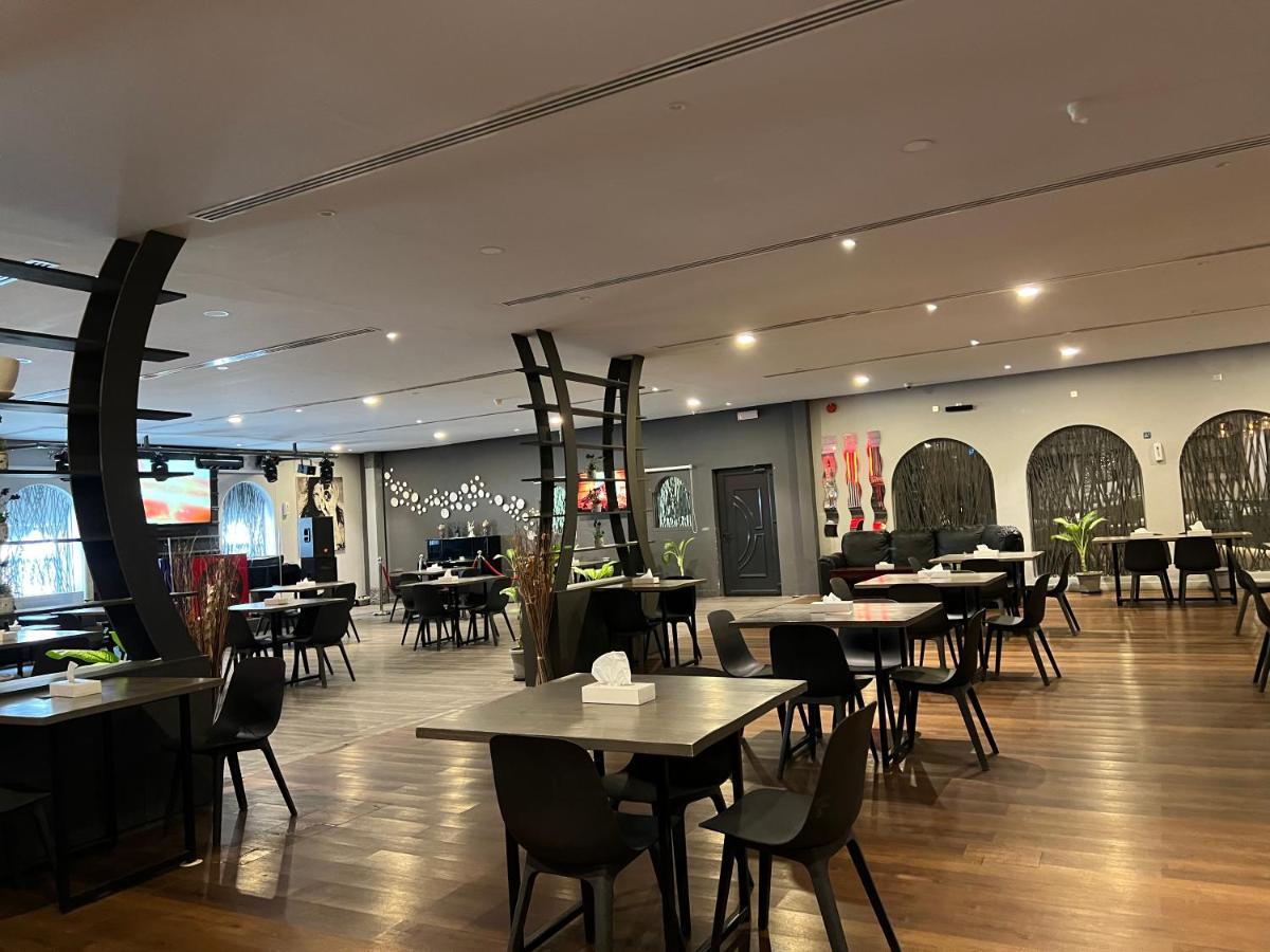 Mutrah Hotel Muscat Ngoại thất bức ảnh