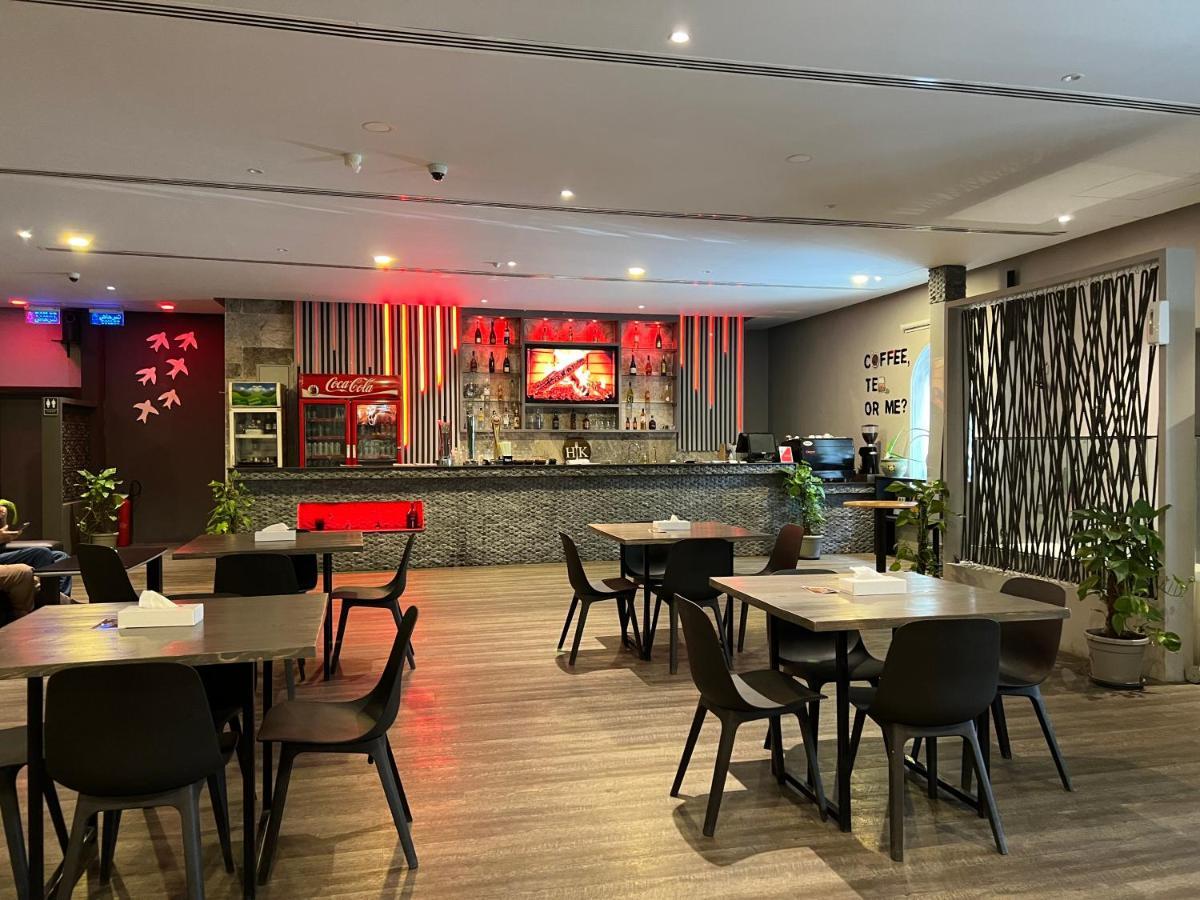 Mutrah Hotel Muscat Ngoại thất bức ảnh